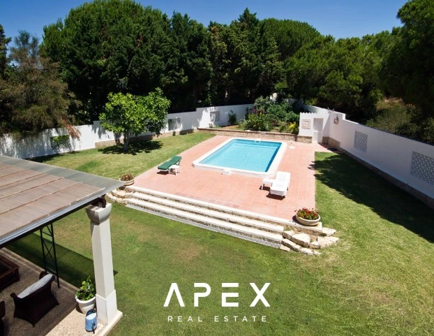 Luxurious Quinta Pequena Villa 5 Bedroom with Pool