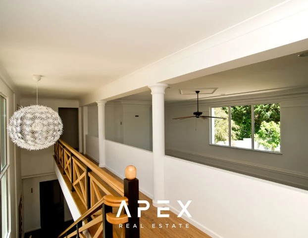 Luxurious Quinta Pequena Villa 5 Bedroom with Pool