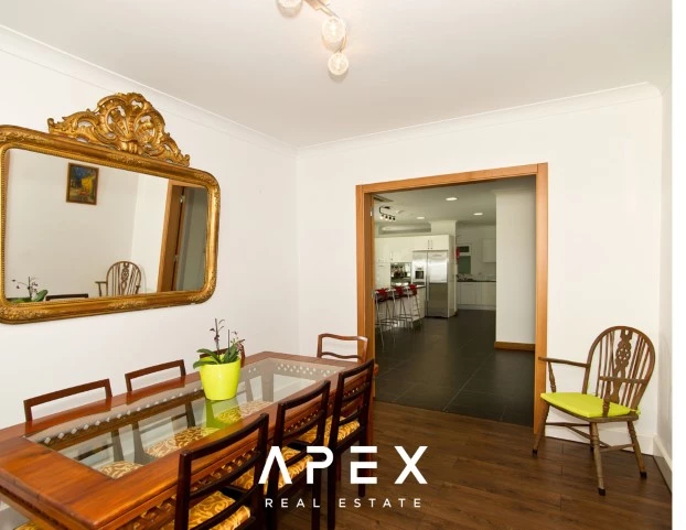 Luxurious Quinta Pequena Villa 5 Bedroom with Pool