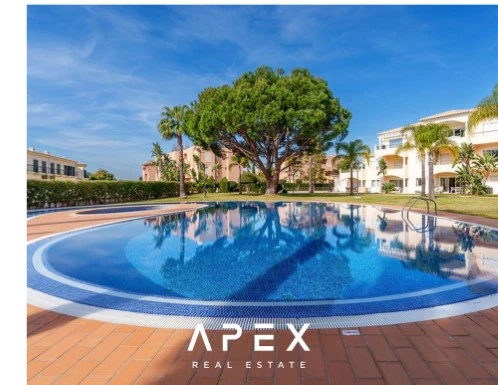 Large 3 Bedroom Apartment located 250 metres from Vilamoura Marina