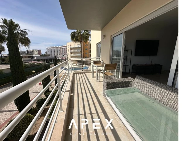 Large 3 Bedroom Apartment located 250 metres from Vilamoura Marina