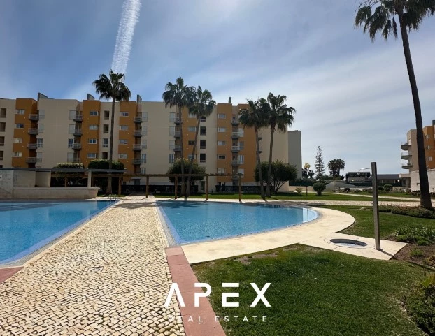 Large 3 Bedroom Apartment located 250 metres from Vilamoura Marina