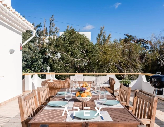 Santa Barbara De Nexe Three bedroom + 1 Private pool with stunning views