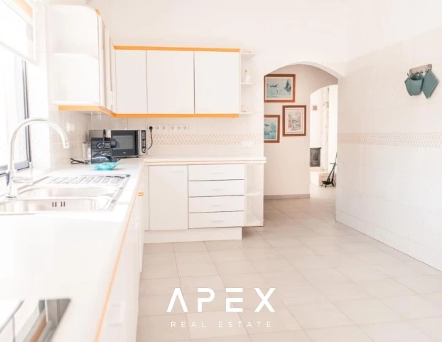 Santa Barbara De Nexe Three bedroom + 1 Private pool with stunning views