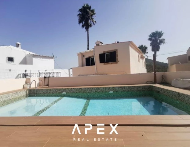 4 Bedroom Villa with Private pool and stunning views
