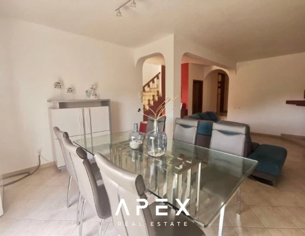 4 Bedroom Villa with Private pool and stunning views