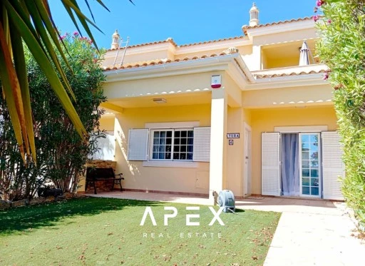 4 Bedroom Villa with Private pool and stunning views