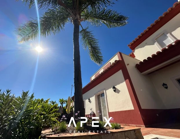 12 Month Long Term Rental | 4 Bedroom 5 Bathroom Villa in Santa Barbara de Nexe