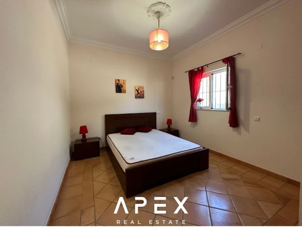 12 Month Long Term Rental | 4 Bedroom 5 Bathroom Villa in Santa Barbara de Nexe