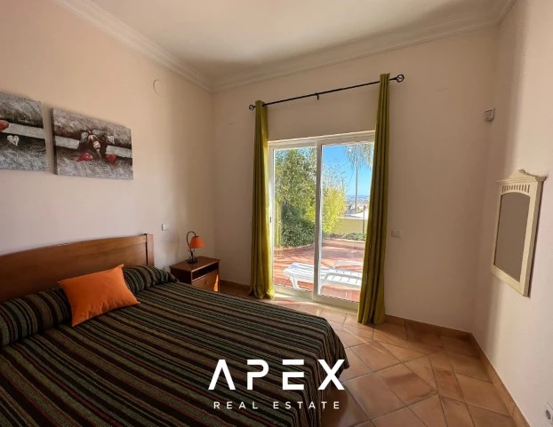 12 Month Long Term Rental | 4 Bedroom 5 Bathroom Villa in Santa Barbara de Nexe
