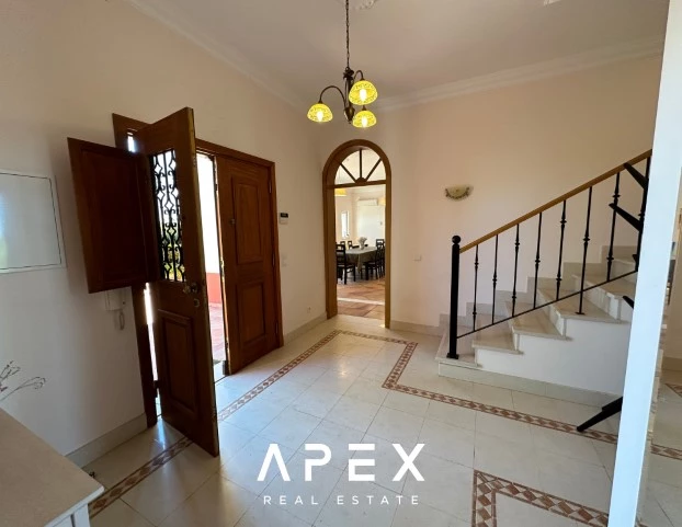 12 Month Long Term Rental | 4 Bedroom 5 Bathroom Villa in Santa Barbara de Nexe