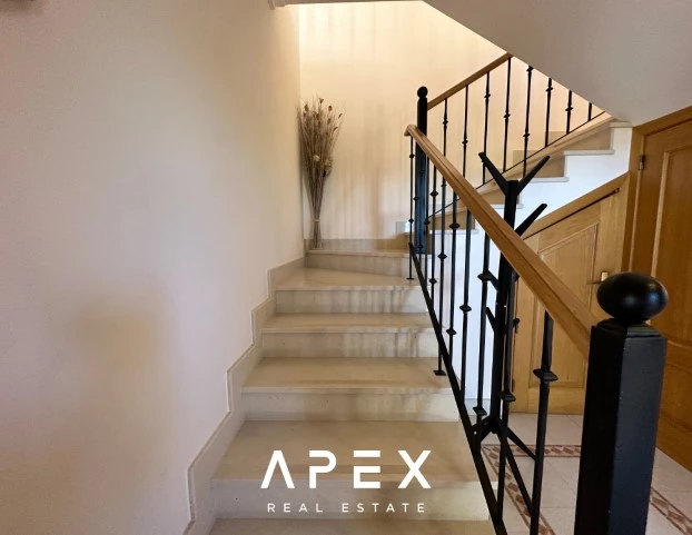 12 Month Long Term Rental | 4 Bedroom 5 Bathroom Villa in Santa Barbara de Nexe