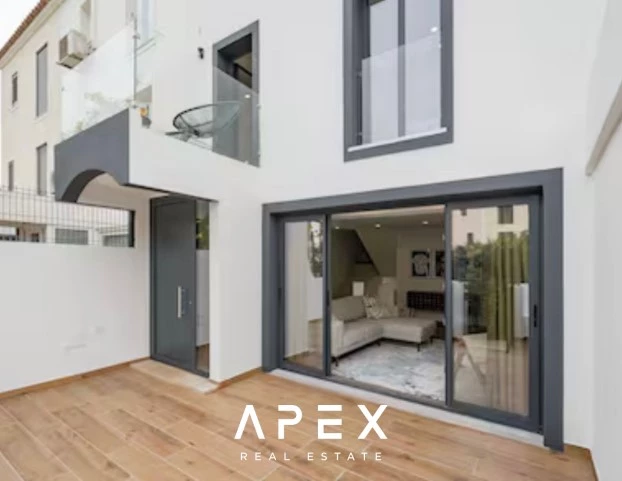 Four Bedroom modern Townhouse in Vilamoura