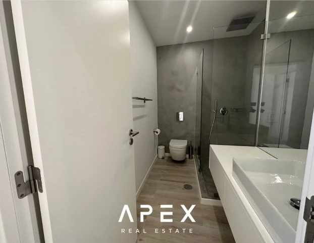 5 bedroom Private New Villa for Long Term Rental in Santa Barbara De Nexe