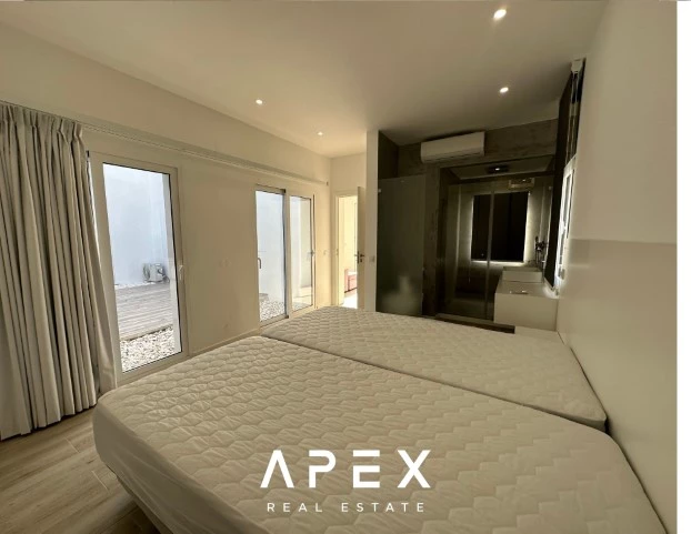5 bedroom Private New Villa for Long Term Rental in Santa Barbara De Nexe