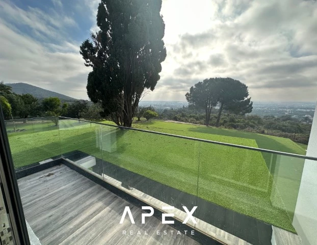 5 bedroom Private New Villa for Long Term Rental in Santa Barbara De Nexe