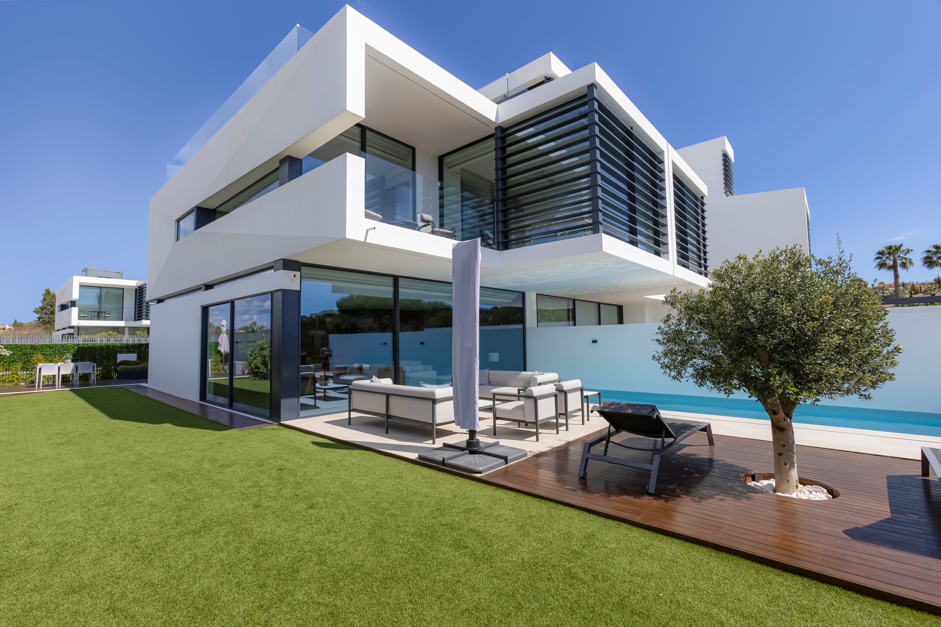 Four Bedroom Vale Do Lobo with Swimming Pool