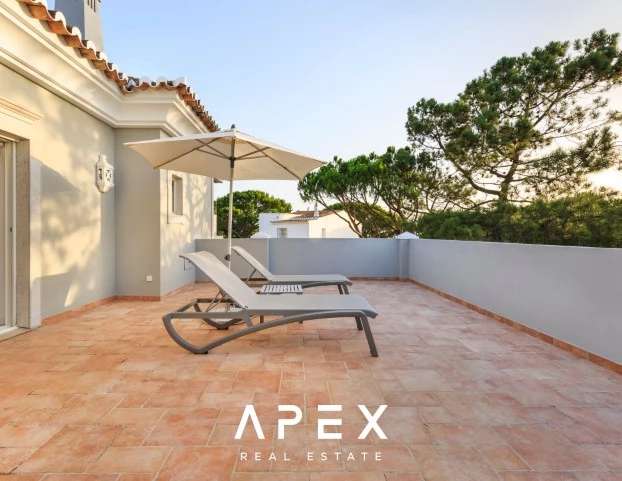 Four Bedroom Vale Do Lobo with Swimming Pool
