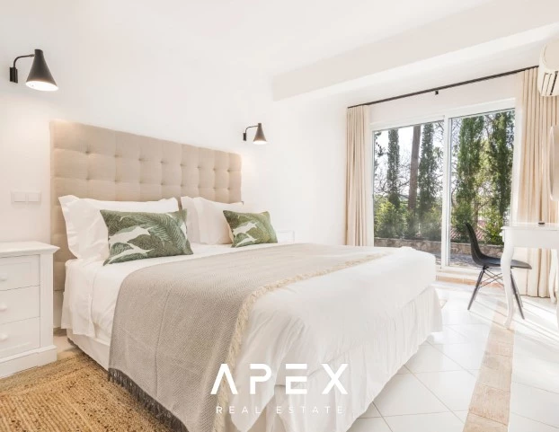Four Bedroom Vale Do Lobo with Swimming Pool