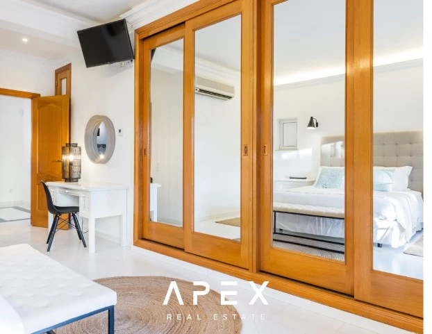 Four Bedroom Vale Do Lobo with Swimming Pool