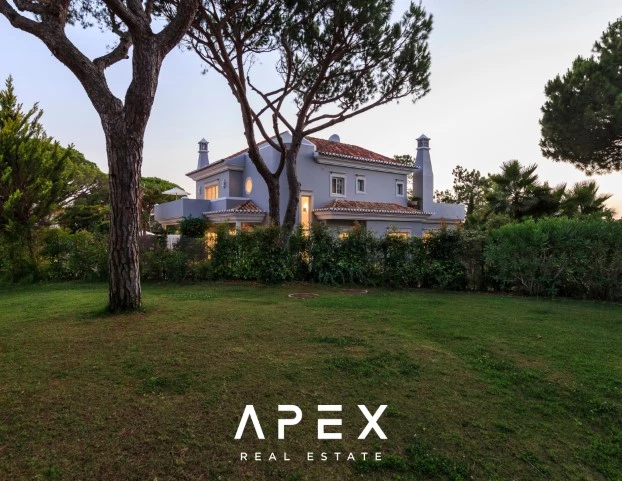 Four Bedroom Vale Do Lobo with Swimming Pool
