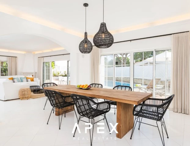 Four Bedroom Vale Do Lobo with Swimming Pool