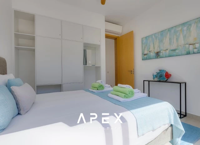 Three Bedroom Villa in Vale do Lobo with pool