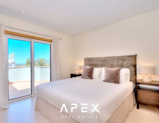 The Crest | A Beautifully Landscaped Urbanisation with Spacious 4 Bedroom Townhouse