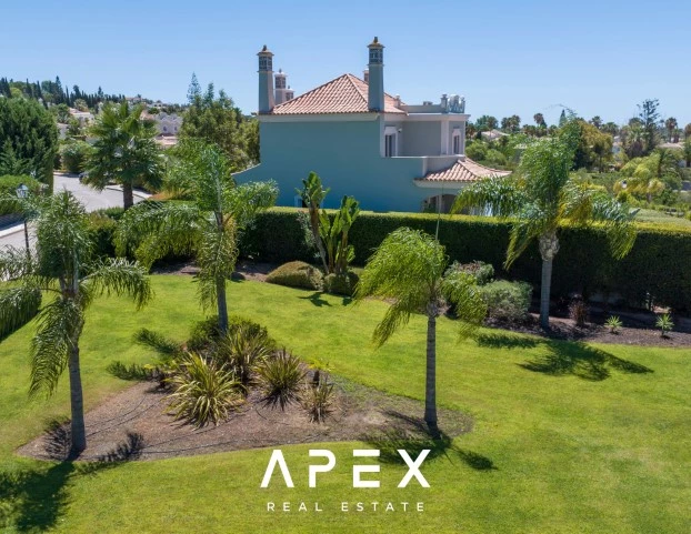 The Crest | A Beautifully Landscaped Urbanisation with Spacious 4 Bedroom Townhouse
