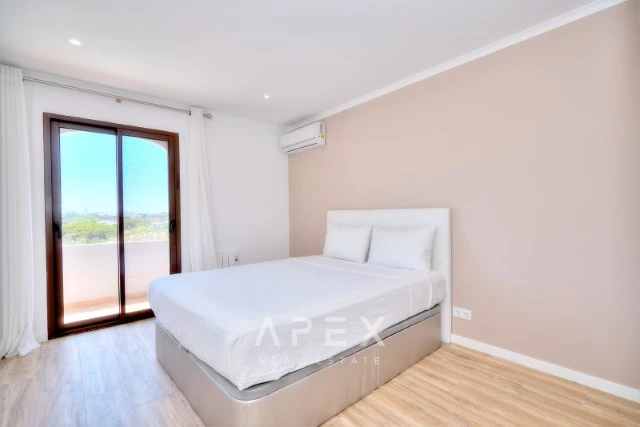 Townhouse in Fonta Santa 900 metres from beach