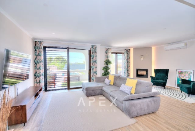 Townhouse in Fonta Santa 900 metres from beach