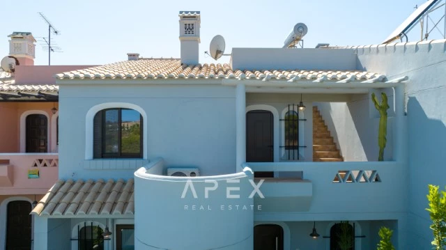 Townhouse in Fonta Santa 900 metres from beach