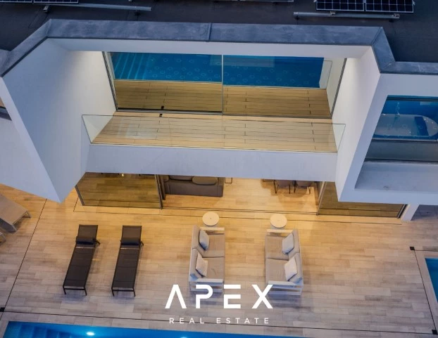 Exclusive Listing | Four Bedroom Modern Luxury Villa with Panoramic Ocean View
