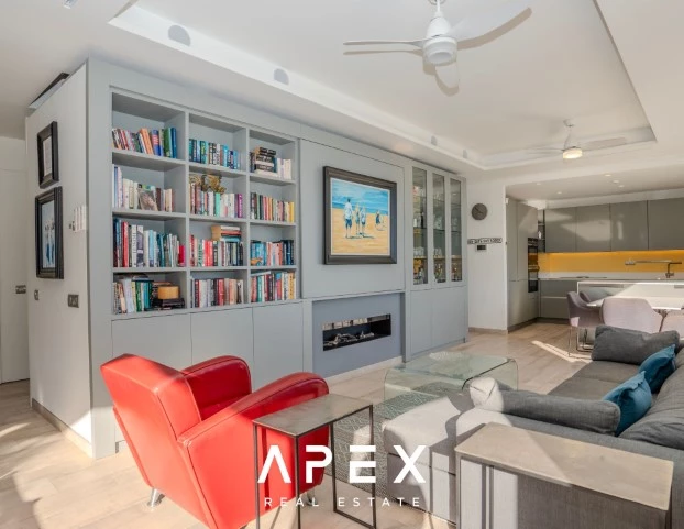 Exclusive Listing | Four Bedroom Modern Luxury Villa with Panoramic Ocean View