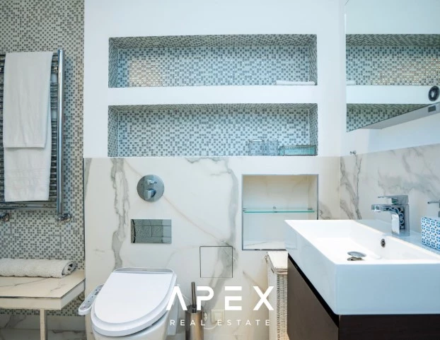 Exclusive Listing | Four Bedroom Modern Luxury Villa with Panoramic Ocean View