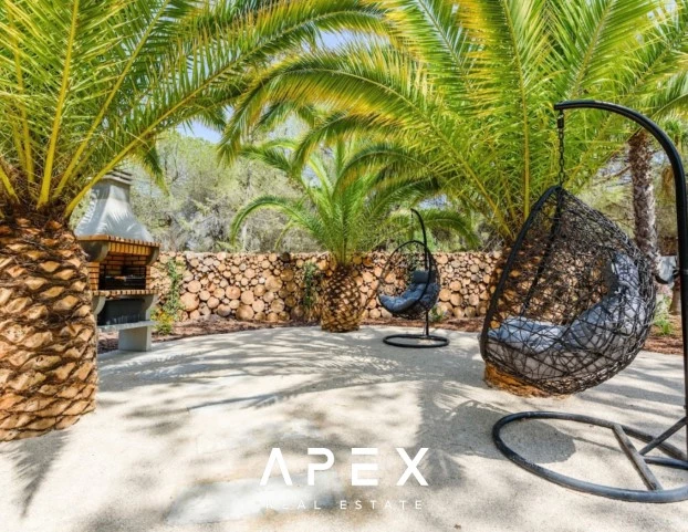 There bedroom villa in landscape garden with pool