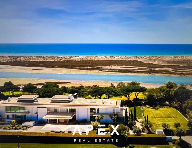5 Bedroom Villa in Quinta do Lago with spectacular views of the Ocean and Ria Formosa