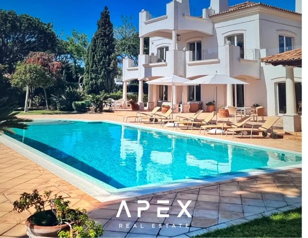5 Bedroom Villa in Quinta do Lago with spectacular views of the Ocean and Ria Formosa