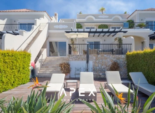 Town House 3 Bedrooms