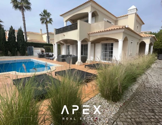 12 Month Rental | 4 Bedroom Villa close to Quinta Do Lago and Vale do Lobo