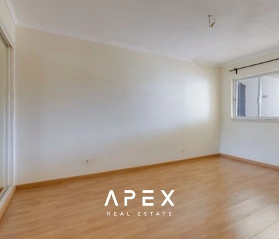 Two Bedroom Apartment in vale do lobo \ walking distance to beach \ gym \ pool