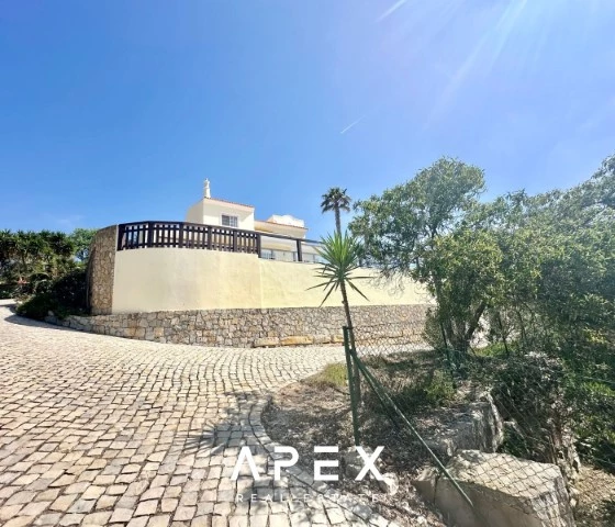 Five bedrooms villa in Estoi with stunning views of sea and countryside