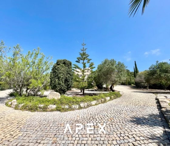 Five bedrooms villa in Estoi with stunning views of sea and countryside