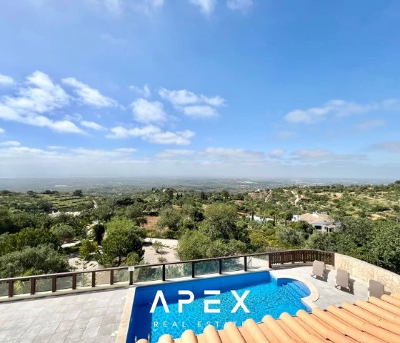 Five bedrooms villa in Estoi with stunning views of sea and countryside