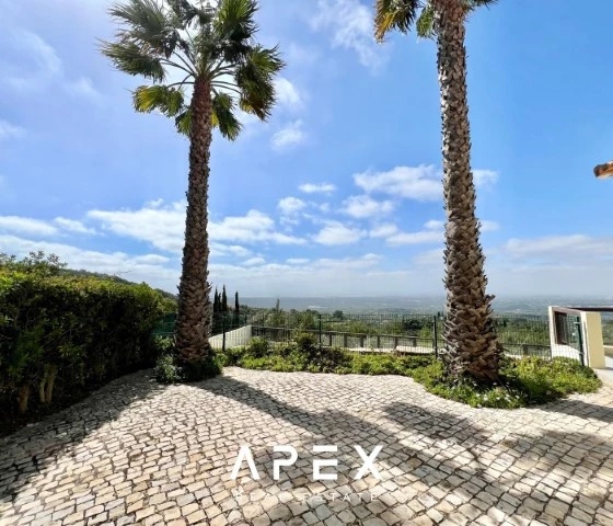 Five bedrooms villa in Estoi with stunning views of sea and countryside