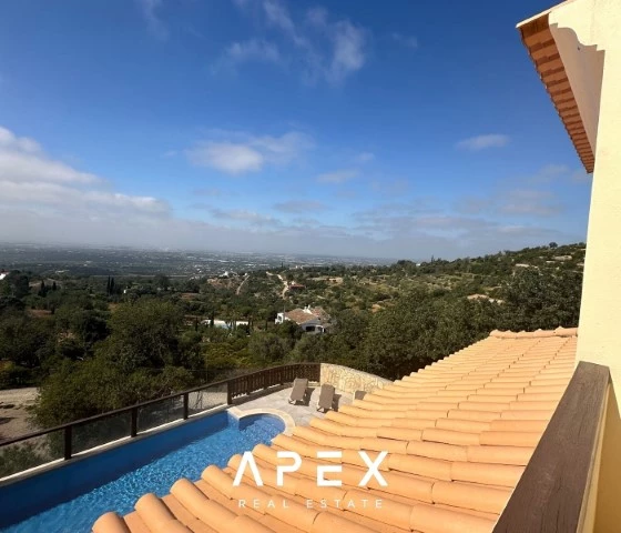 Five bedrooms villa in Estoi with stunning views of sea and countryside
