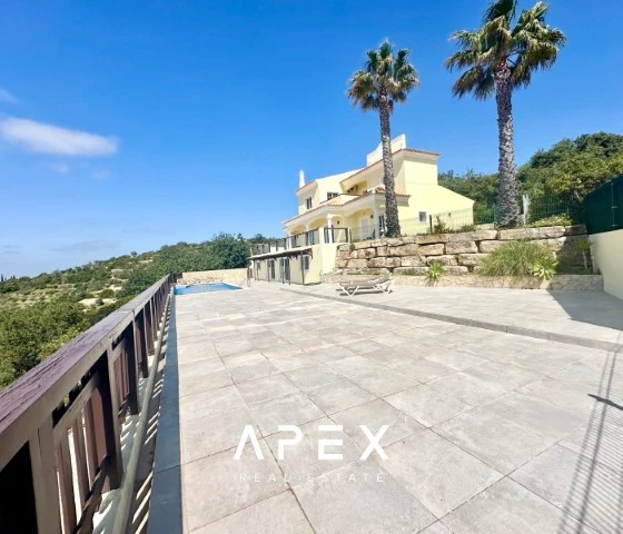 Five bedrooms villa in Estoi with stunning views of sea and countryside