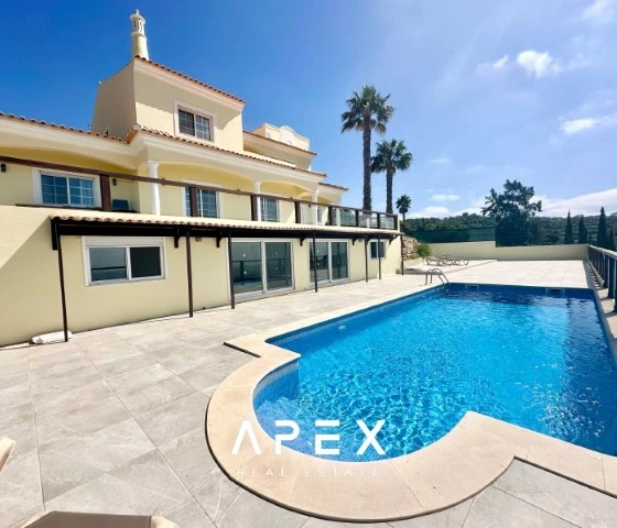 Five bedrooms villa in Estoi with stunning views of sea and countryside