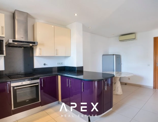 Four Bedroom Town House in The Crest