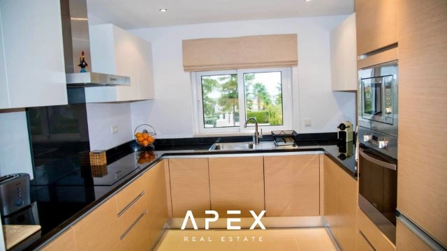 Four Bedroom Townhouse \ landscaped garden \ private pool \ Gated community